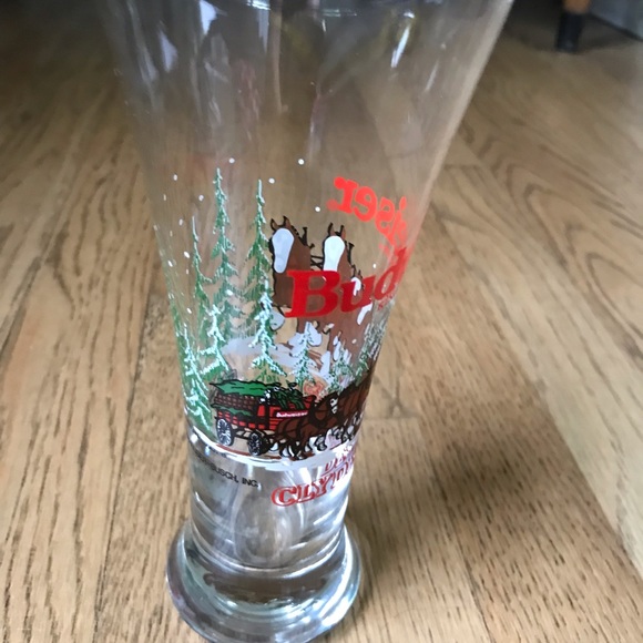 Vintage Budweiser Clydesdales winter scene beer glass in like new condition - Picture 4 of 7